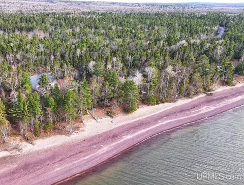View/Area - 5877 Five Mile Pt, Allouez, MI 49805 photo 4 of 20