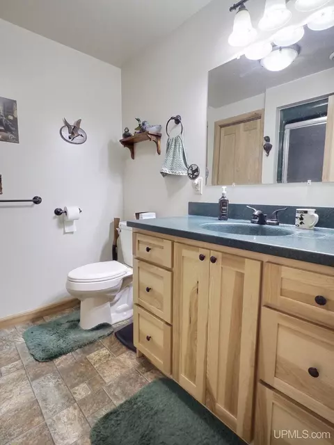 Bath - 5877 Five Mile Pt, Allouez, MI 49805 photo 3 of 4