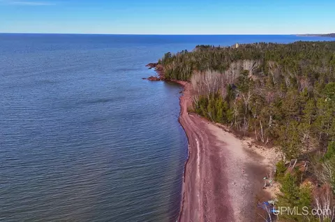 View/Area - 5877 Five Mile Pt, Allouez, MI 49805 photo 6 of 20
