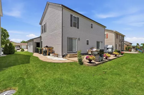 Exterior - 45622 Lone Pne, Macomb, MI 48044 photo 3 of 5