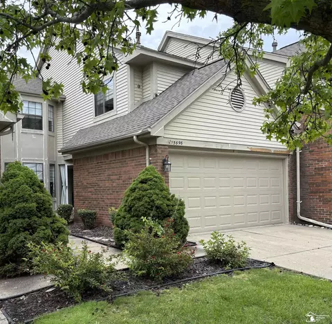 15696 Golfview, Riverview, MI 48193