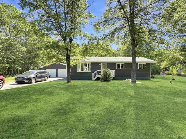 8298 E Burntwood P25, Gladstone, MI 49837