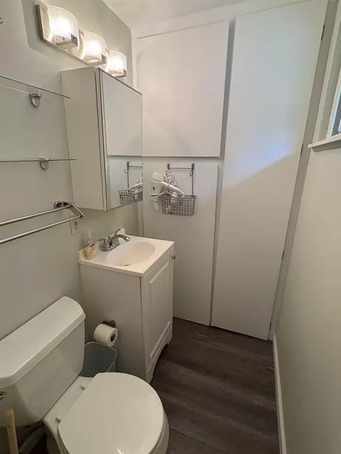 Bath - 8104 Webster, Mount Morris, MI 48458 photo 2 of 3