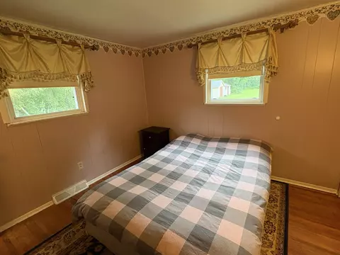 Bedroom - 8104 Webster, Mount Morris, MI 48458 photo 3 of 3