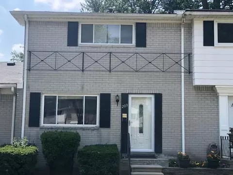 203 N Christine, Mount Clemens, MI 48043