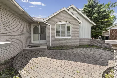 47121 Barbara, Macomb, MI 48044 photo 2