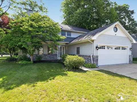 Exterior - 6716 Bennington, Temperance, MI 48182 photo 2 of 13