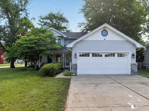 Exterior - 6716 Bennington, Temperance, MI 48182 photo 3 of 13
