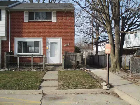 19777 Abrahm, Clinton Township, MI 48035