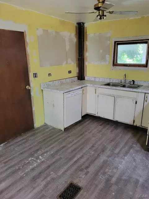 Kitchen - 431 S Winter, Adrian, MI 49221 photo 1 of 1