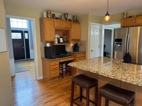 Kitchen - 48805 Rockefeller, Canton, MI 48188 photo 4 of 6