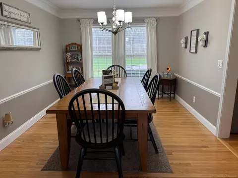 Dining - 48805 Rockefeller, Canton, MI 48188 photo 4 of 5
