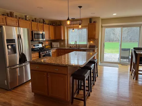 Kitchen - 48805 Rockefeller, Canton, MI 48188 photo 3 of 6