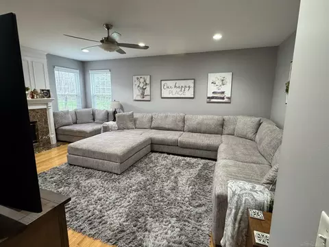 Living - 48805 Rockefeller, Canton, MI 48188 photo 3 of 5