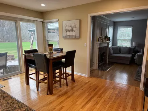 Dining - 48805 Rockefeller, Canton, MI 48188 photo 1 of 5