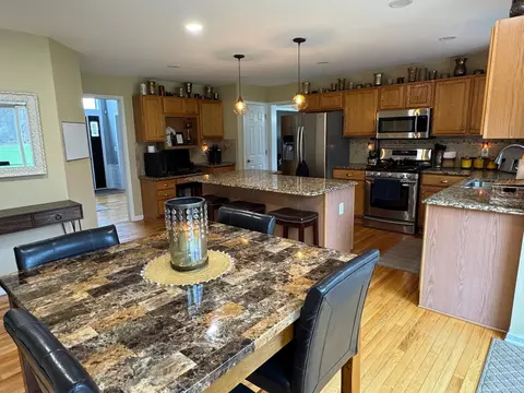Kitchen - 48805 Rockefeller, Canton, MI 48188 photo 6 of 6