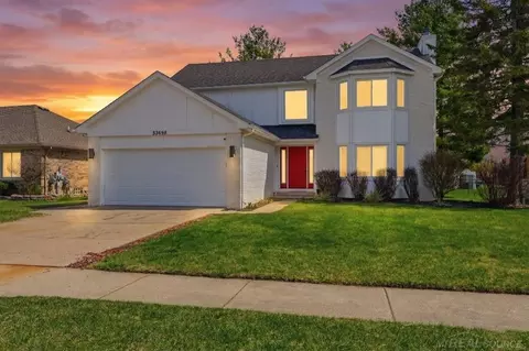 53698 Cranston, Macomb, MI 48042