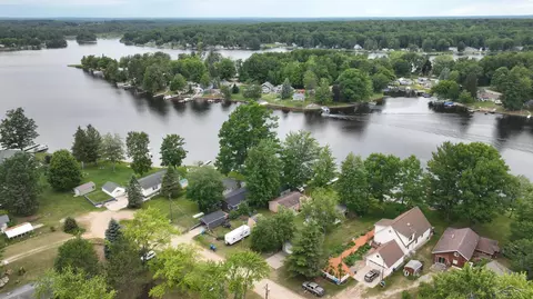 View/Area - 4344 Bay, Gladwin, MI 48624 photo 4 of 15