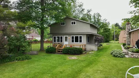 Exterior - 4344 Bay, Gladwin, MI 48624 photo 2 of 16