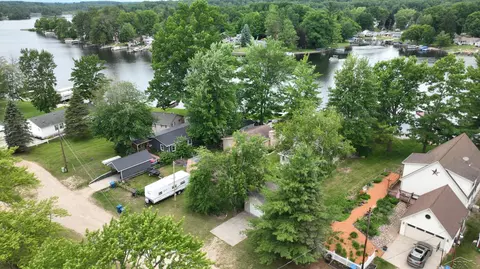 View/Area - 4344 Bay, Gladwin, MI 48624 photo 3 of 15