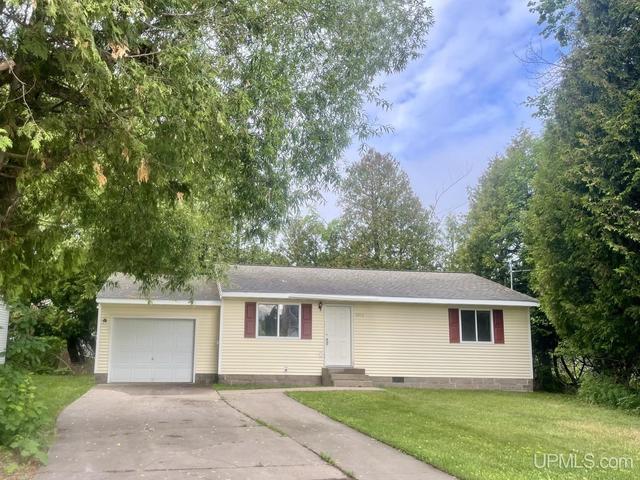 2085 Van Evera, Marquette, MI 49855