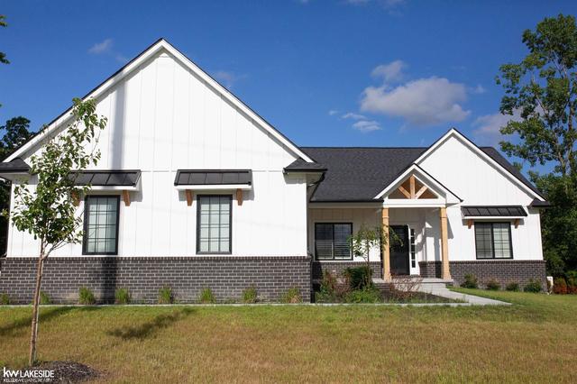 72260 North Ave, Armada, MI 48005