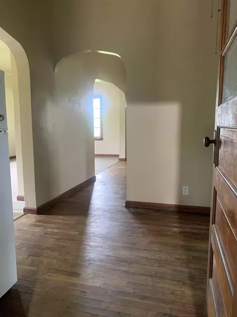 Entry Way - 544 S M-18, Gladwin, MI 48624 photo 1 of 1