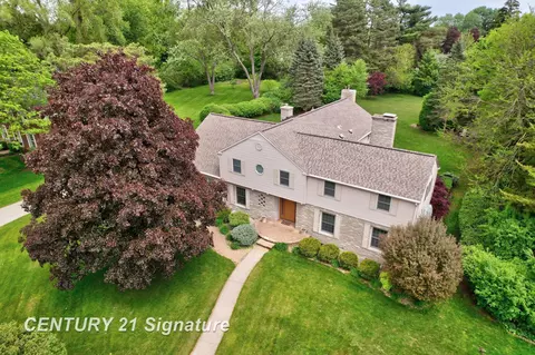 14 Edgewood, Saginaw, MI 48602