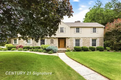 14 Edgewood, Saginaw, MI 48602
