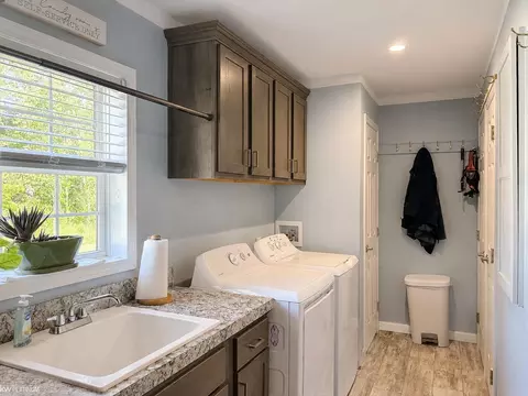 Other - 909 S Allen, Saint Clair, MI 48079 photo 4 of 5