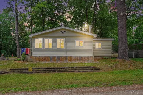 2322 Tittabawasee, Alger, MI 48610