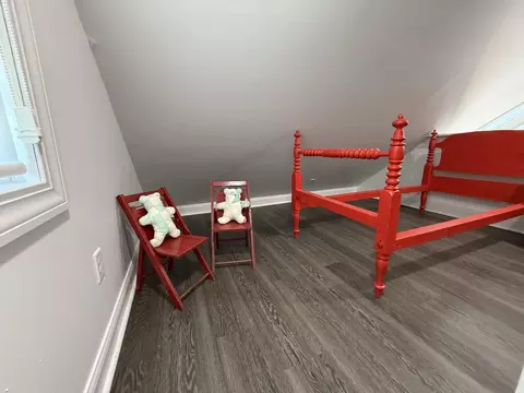 Bedroom - 1849 E Pratt Lk, Gladwin, MI 48624 photo 5 of 10
