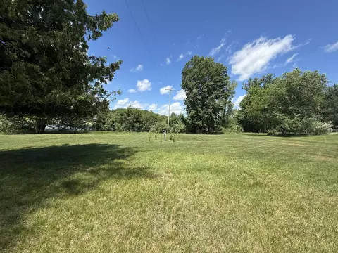 Exterior - 1849 E Pratt Lk, Gladwin, MI 48624 photo 11 of 25