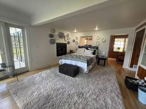Bedroom - 1849 E Pratt Lk, Gladwin, MI 48624 photo 8 of 10