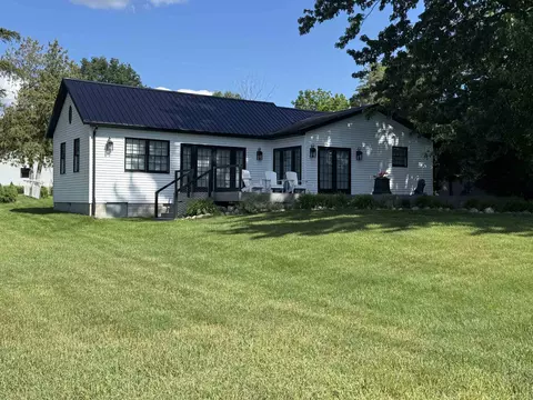 Exterior - 1849 E Pratt Lk, Gladwin, MI 48624 photo 23 of 25