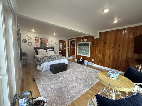 Bedroom - 1849 E Pratt Lk, Gladwin, MI 48624 photo 10 of 10