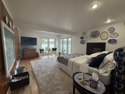 Bedroom - 1849 E Pratt Lk, Gladwin, MI 48624 photo 9 of 10