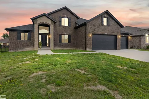 53253 Sams, New Baltimore, MI 48047