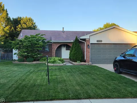 45540 Heatherwoode, Macomb, MI 48044