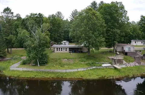 2319 Tittabawassee, Alger, MI 48610