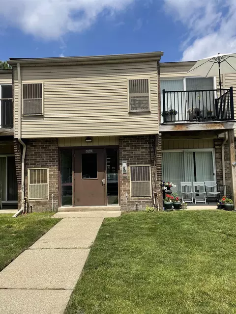 38210 Fairway, Clinton Township, MI 48038