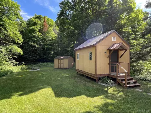 Exterior - 4702 N Banking Ground, Germfask, MI 49836 photo 9 of 32