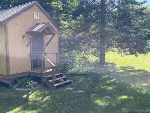 Exterior - 4702 N Banking Ground, Germfask, MI 49836 photo 11 of 32