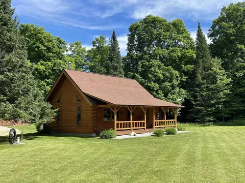 4702 N Banking Ground, Germfask, MI 49836