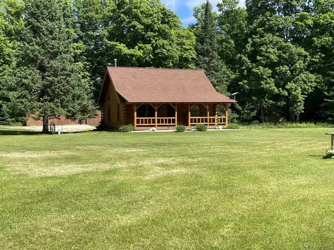Exterior - 4702 N Banking Ground, Germfask, MI 49836 photo 6 of 32