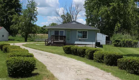 7938 River, Cottrellville, MI 48039