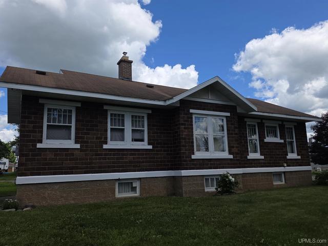 614 Roosevelt, Iron River, MI 49935