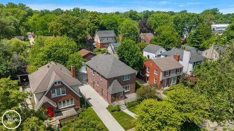 View/Area - 897 Rivard, Grosse Pointe, MI 48230 photo 1 of 3