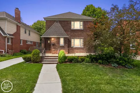 897 Rivard, Grosse Pointe, MI 48230