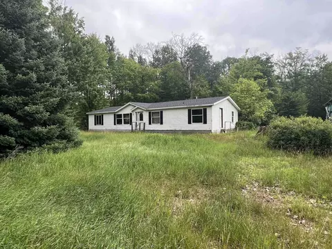 1600 Patty K, Harrison, MI 48625